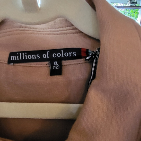 Millions of Collar Trench Cape - NWT - Size 10 & 12 - Picture 7 of 9